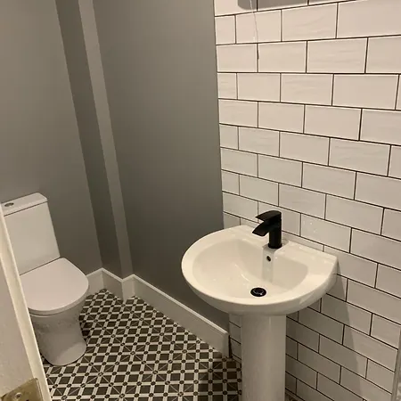 Twelve - Boutique -galway Centre -6 Bed En-suite - Free Parking * גלוואיי