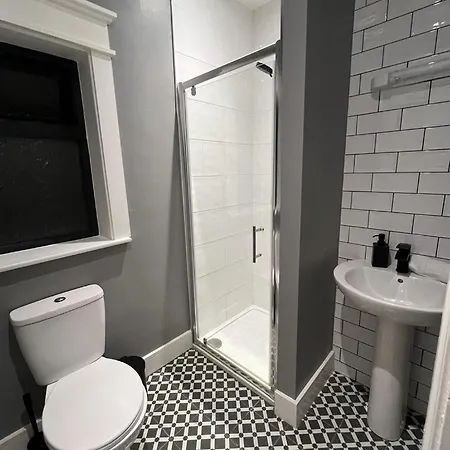 Twelve - Boutique -galway Centre -6 Bed En-suite - Free Parking בית נופש *
