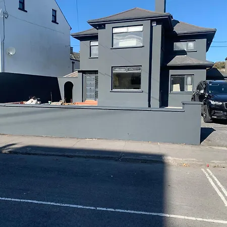 Twelve - Boutique -galway Centre -6 Bed En-suite - Free Parking