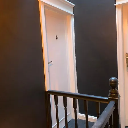 Twelve - Boutique -galway Centre -6 Bed En-suite - Free Parking *