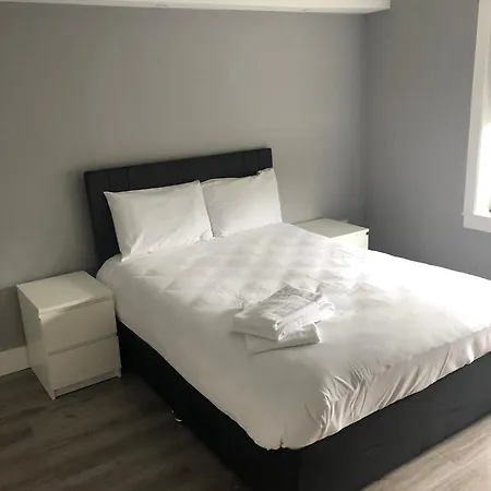 Twelve - Boutique -galway Centre -6 Bed En-suite - Free Parking Сasa de vacaciones