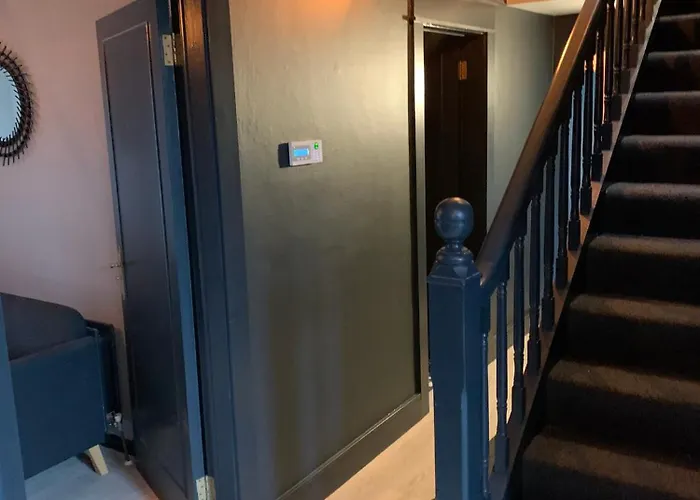 Twelve - Boutique -galway Centre -6 Bed En-suite - Free Parking Feriehus *