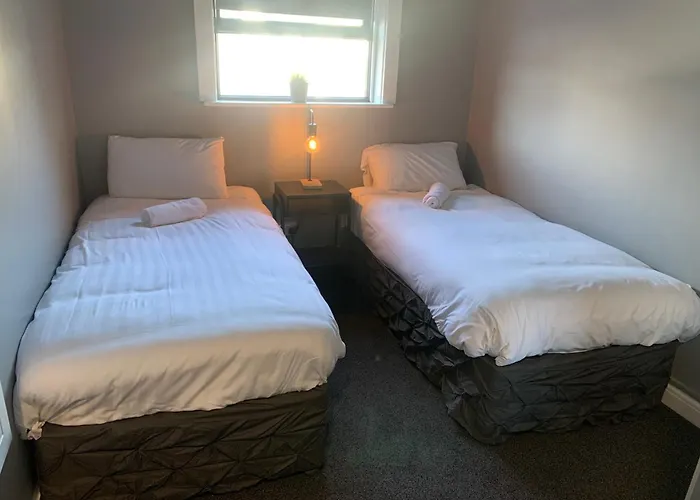 Twelve - Boutique -galway Centre -6 Bed En-suite - Free Parking Feriehus