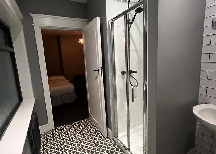 Twelve - Boutique -galway Centre -6 Bed En-suite - Free Parking 別荘