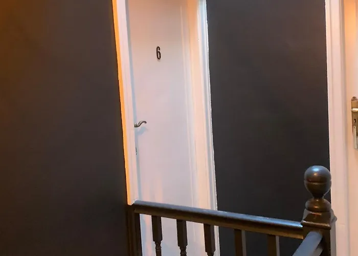 Twelve - Boutique -galway Centre -6 Bed En-suite - Free Parking *