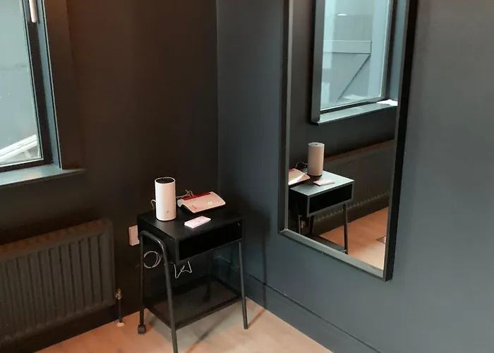 Twelve - Boutique -galway Centre -6 Bed En-suite - Free Parking