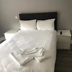 Twelve - Boutique -galway Centre -6 Bed En-suite - Free Parking Ferienhaus Galway