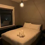 Twelve - Boutique -galway Centre -6 Bed En-suite - Free Parking *