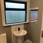 Twelve - Boutique -galway Centre -6 Bed En-suite - Free Parking *