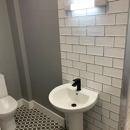 Twelve - Boutique -galway Centre -6 Bed En-suite - Free Parking Dom wakacyjny